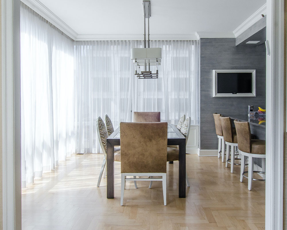 Essbereich mit schönem Parkettboden