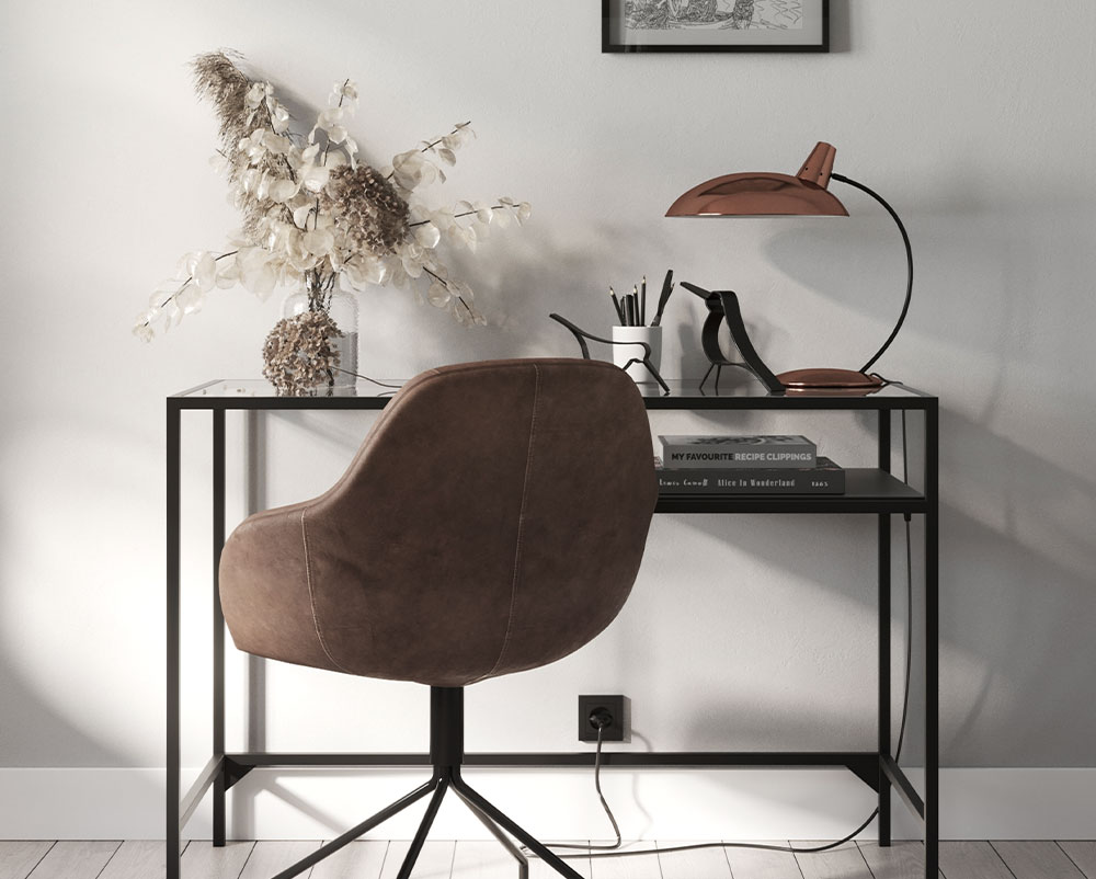 Glasschreibtisch an der Wand